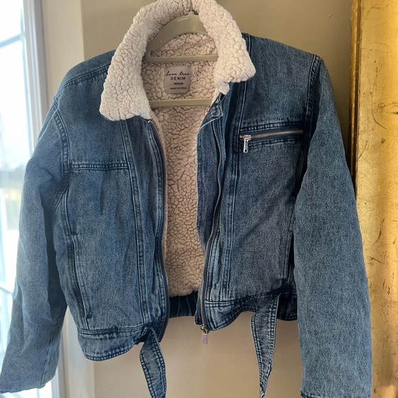 Demon jacket with fur - Picture 2 of 3